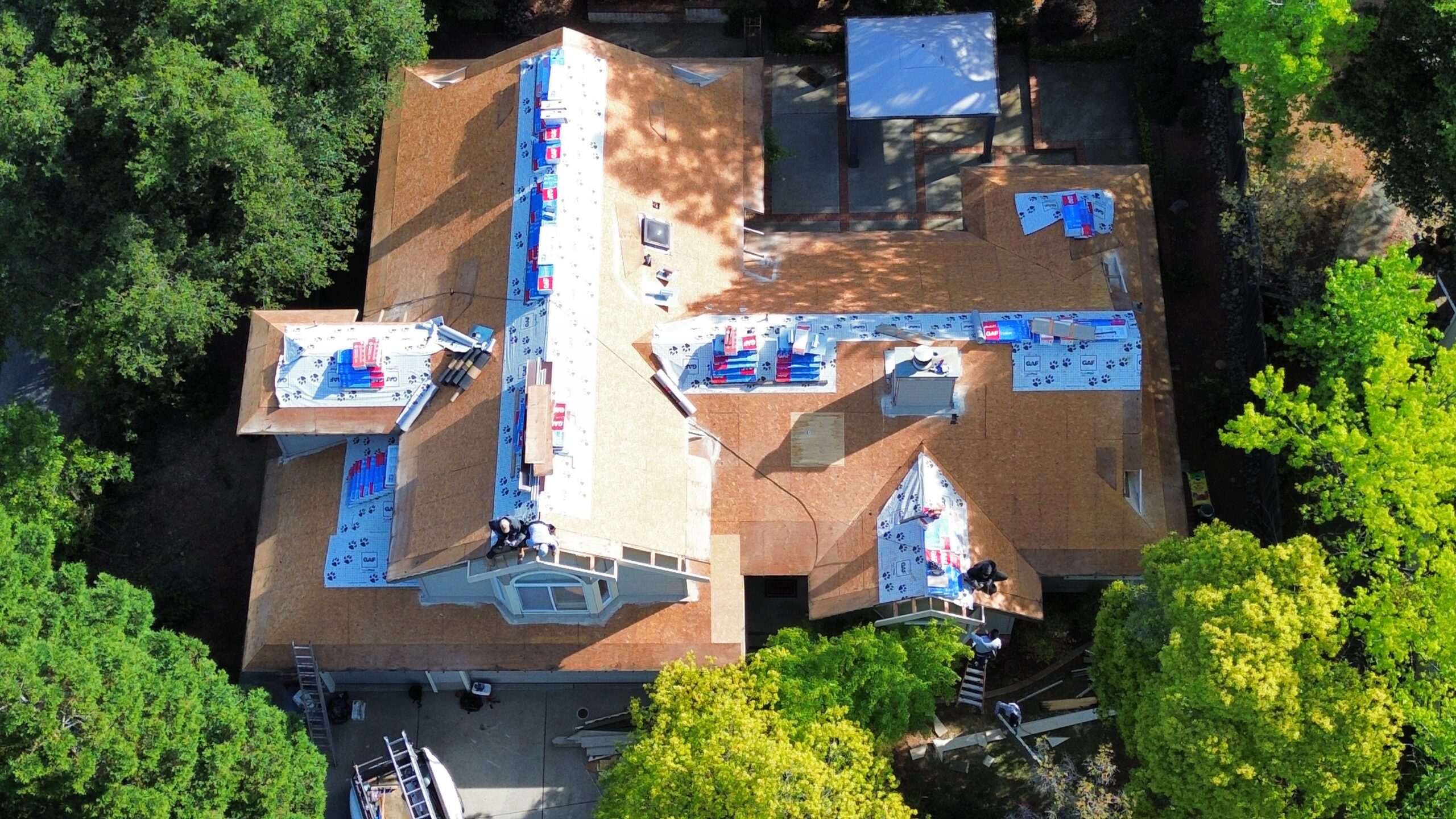grizzly-roof-installation-repairs