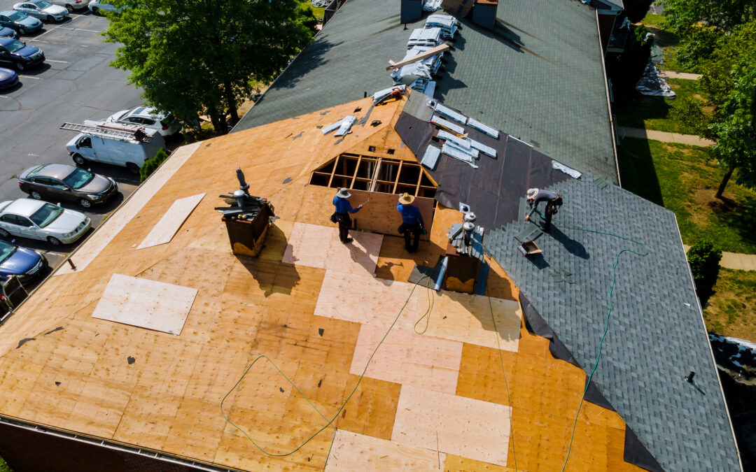 What to Look for When Hiring a Roofing Contractor