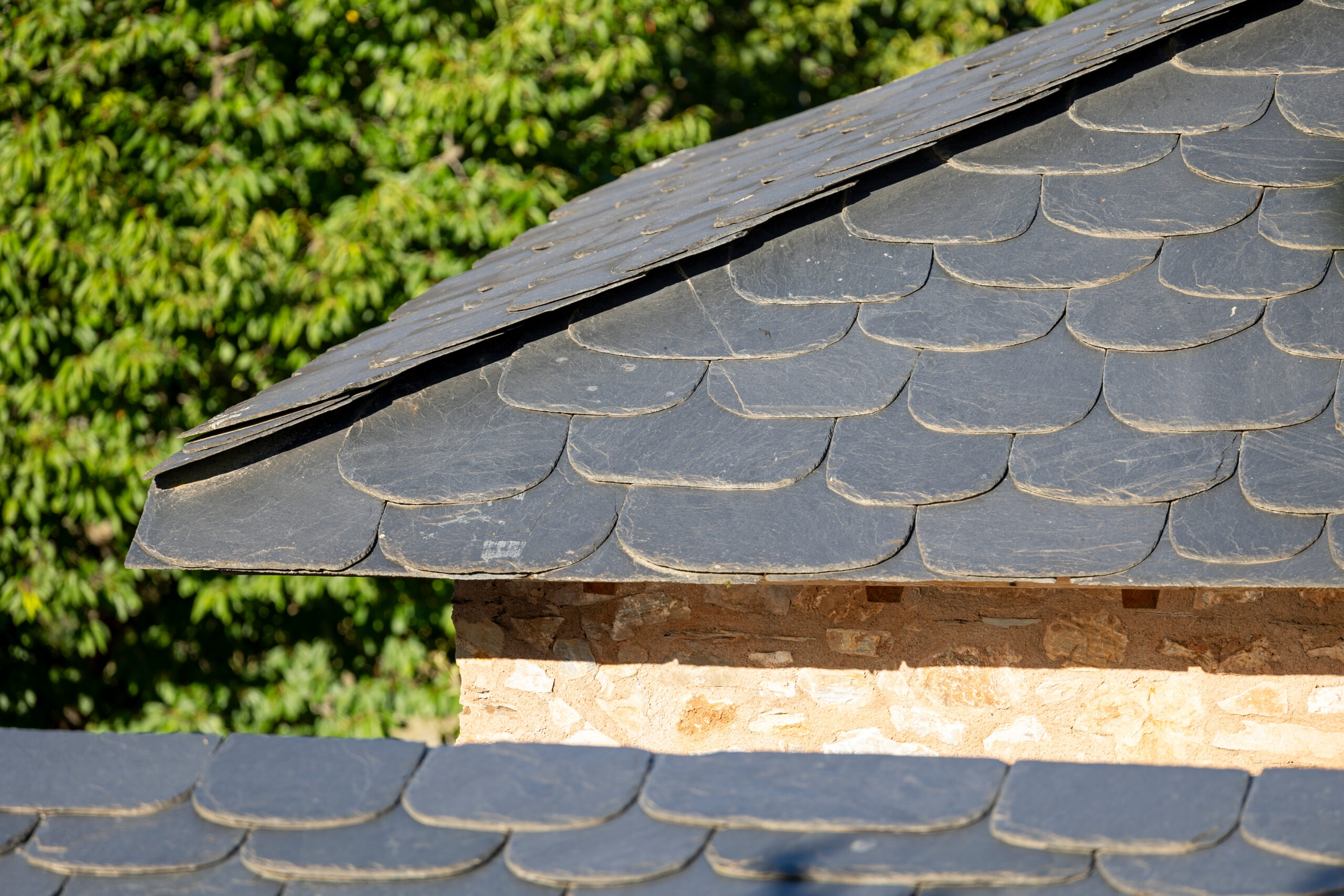 grizzly-roof-slate-roofing-homes-exterior-upgrades